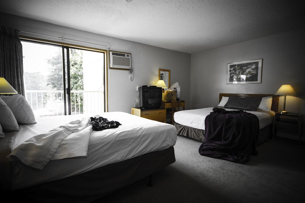 Dilworth 2* Kelowna